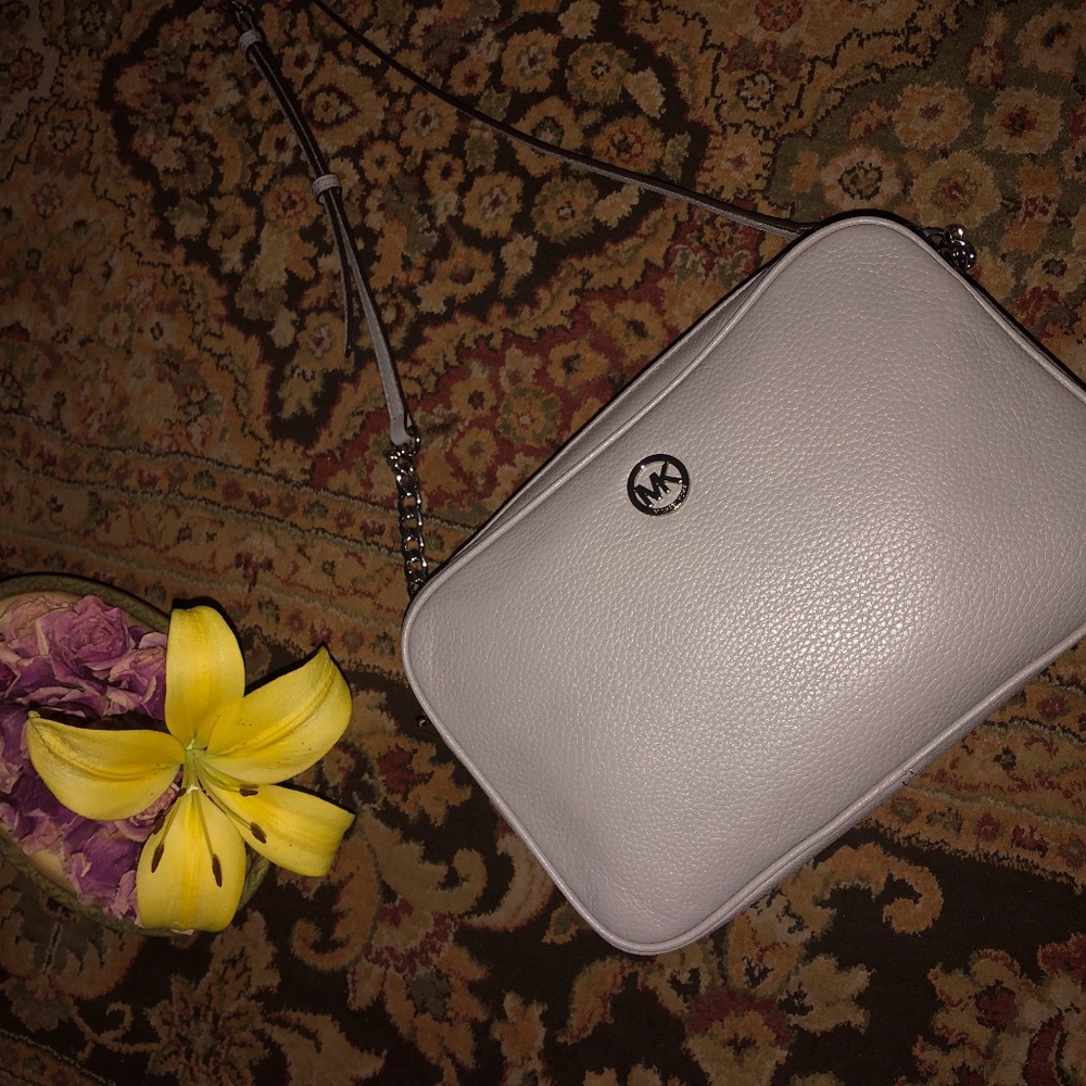 Micheal Kors Crossbody Bag